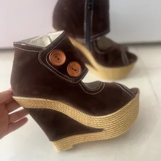 کفش صندل لژدار لژ بلند