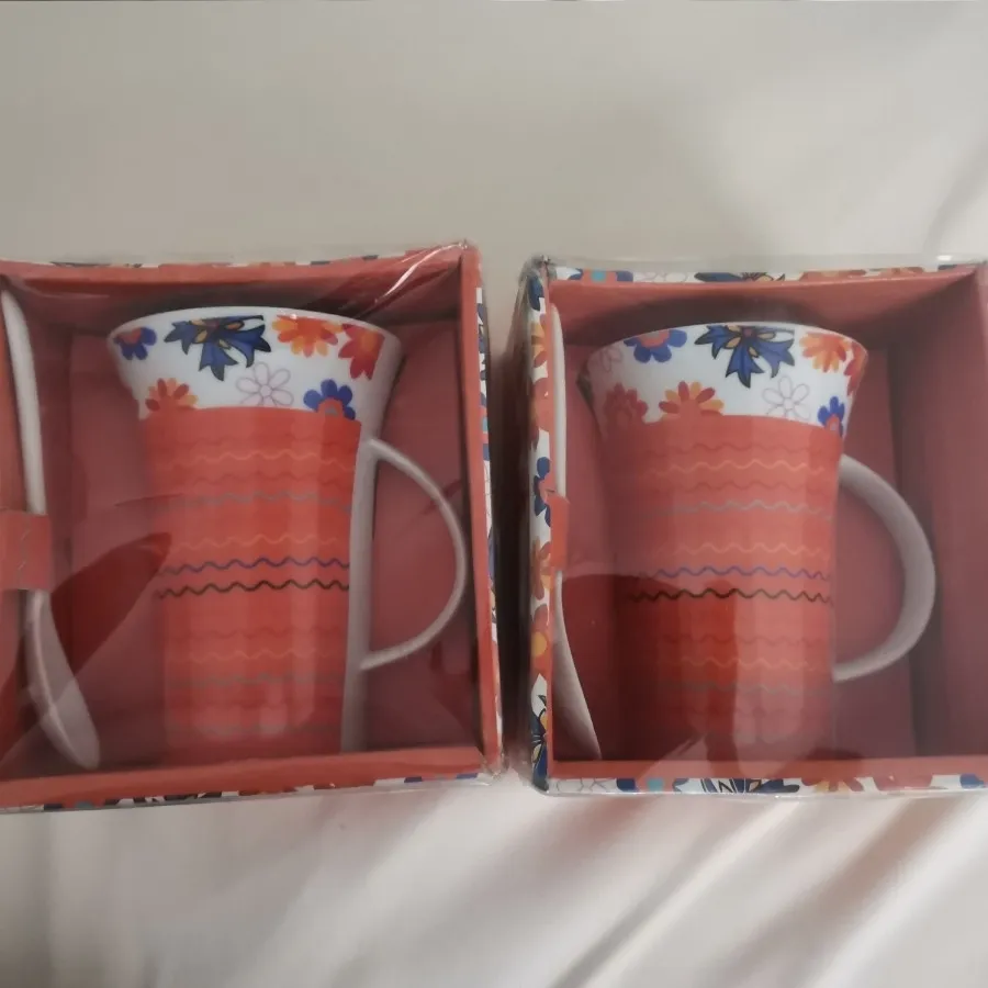 ماگ نارنجی باجعبه