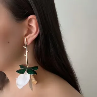 گوشواره آویز گل سپید