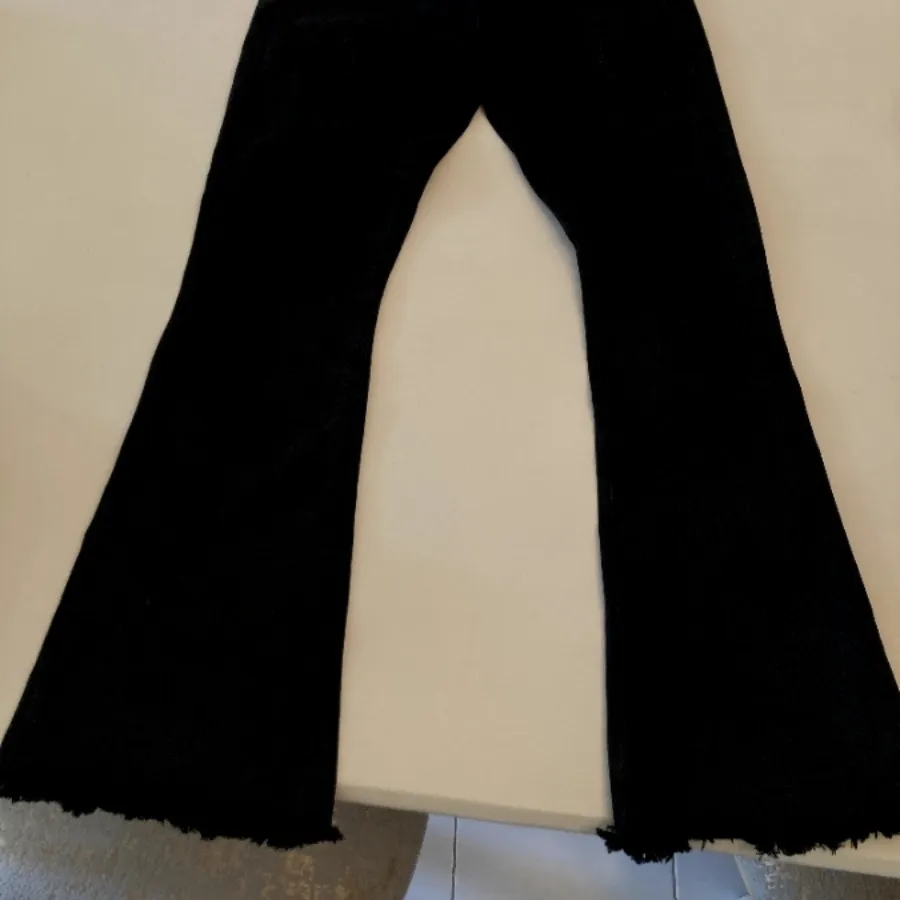 شلوار جین بوتکات زغالی