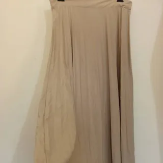 دامن پلیسه