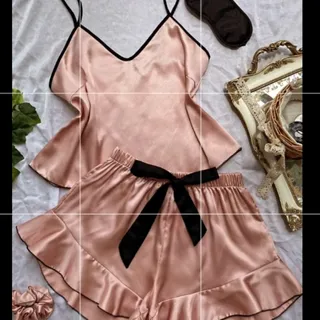 لباس خواب
