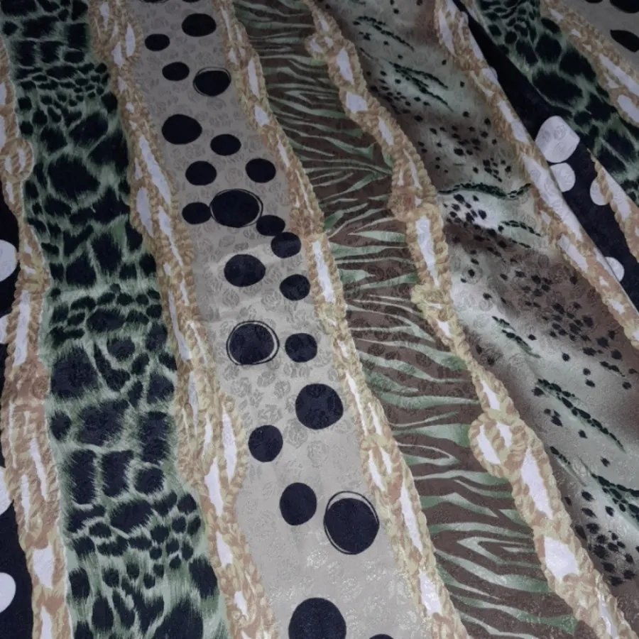 پارچه پیراهنی