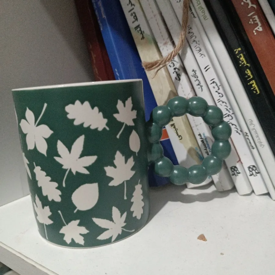لیوان دسته مرواریدی