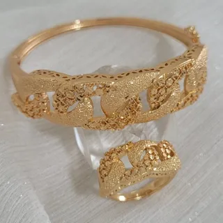ست دستبند و انگشتر کارتیه
