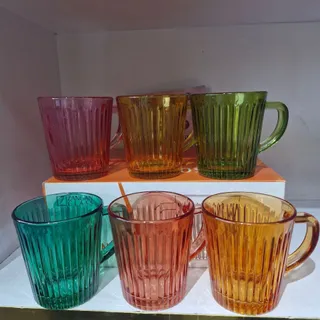 لیوان رنگی