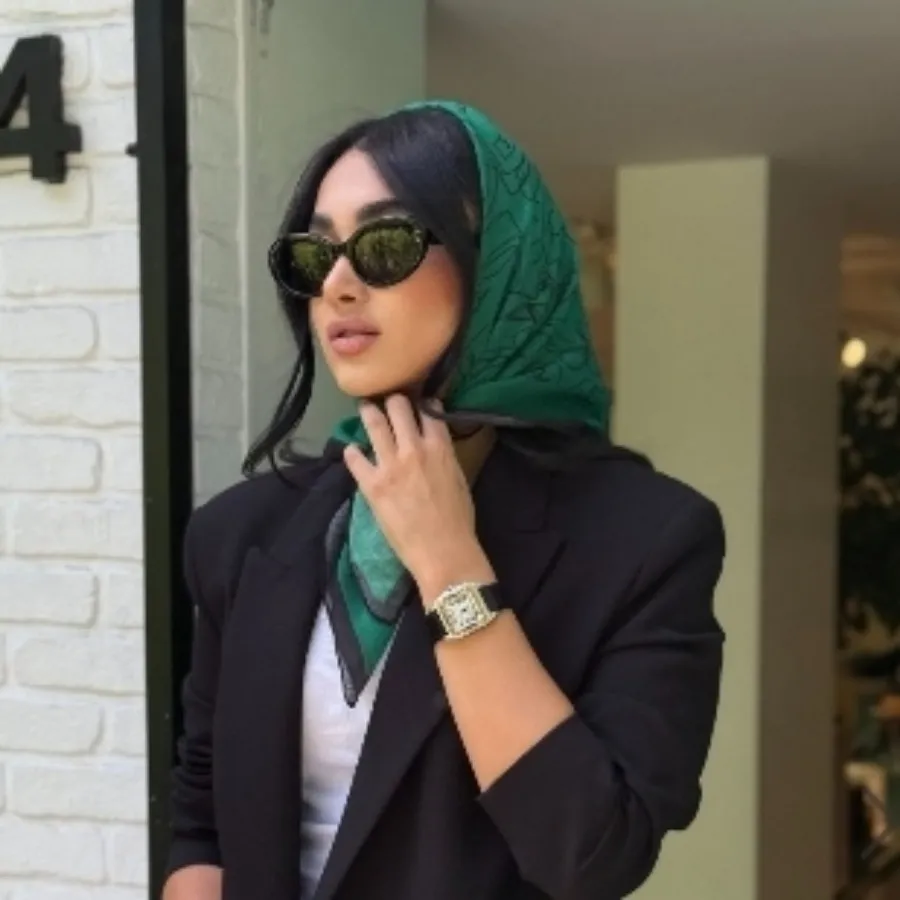 مینی اسکارف سبز