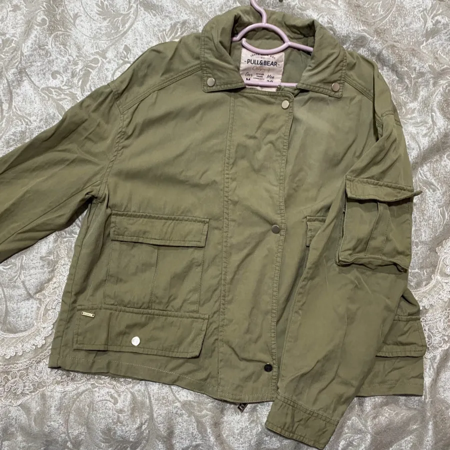 کاپشن برند pull & bear