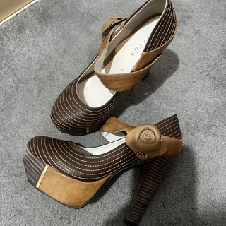 کفش مجلسی