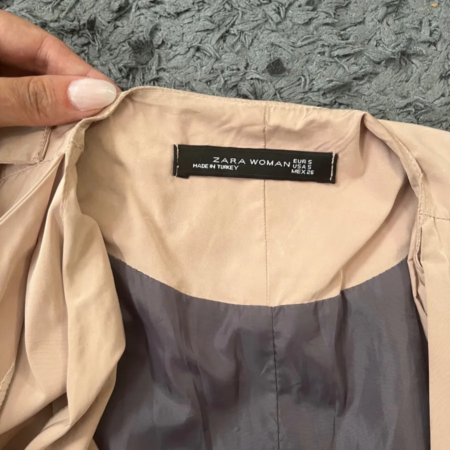 بارونی zara