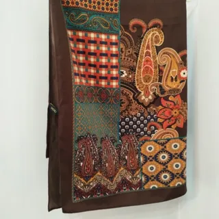روسری ساتن