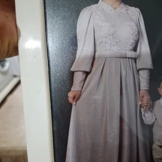 مجلسی پوشیده
