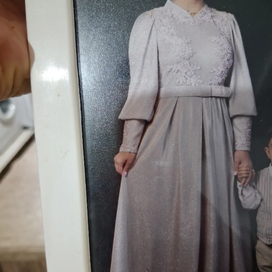 مجلسی پوشیده