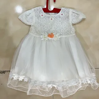 پیراهن دخترانه