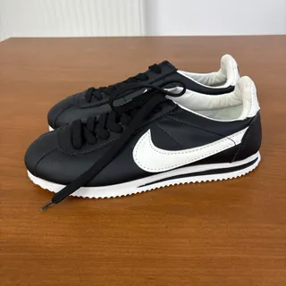 کتونی. NIKE