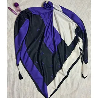روسری قواره دار بزرگ