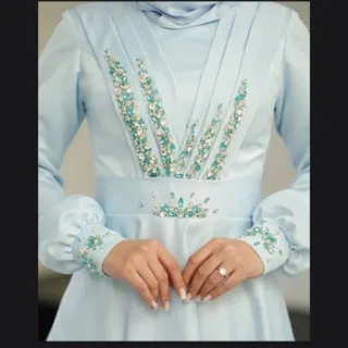 لباس مجلسی پوشیده