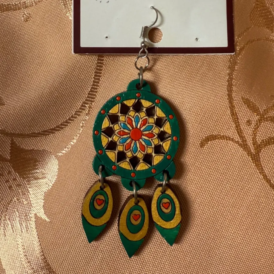 گوشواره چوبی هنری