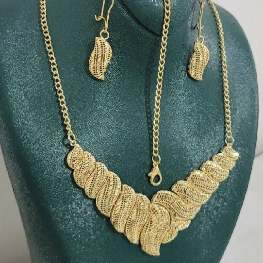 سرویسمصری طلاروس