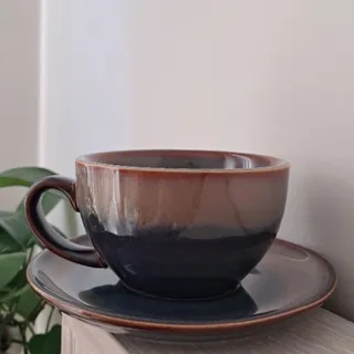 لته خوری / فنجون نعلبکی