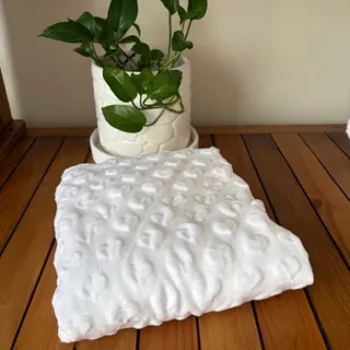 مخمل قلب دار