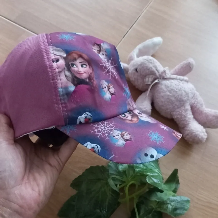کلاه دخترونه