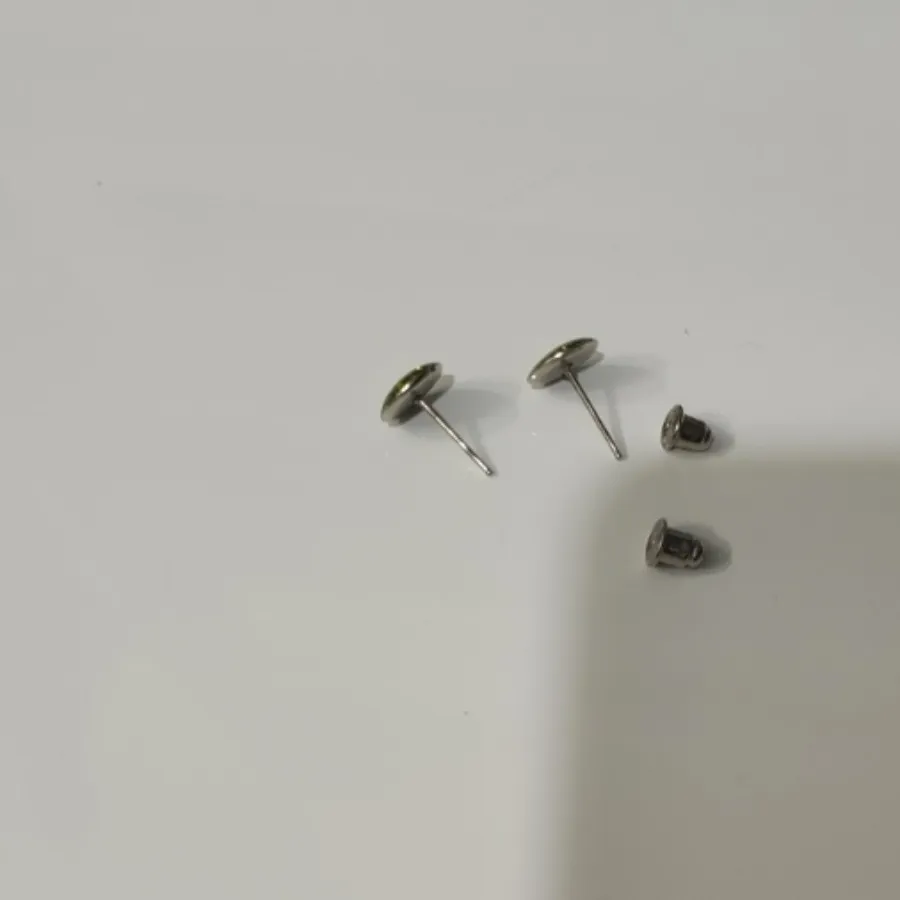 گوشواره سبز
