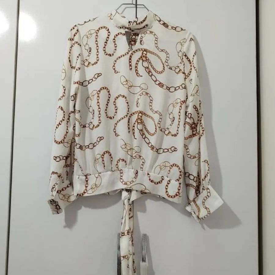 شومیز سفید