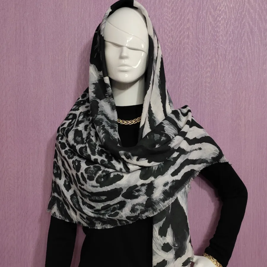 روسری نخی قواره بزرگ