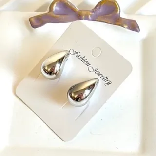 گوشواره اشکی