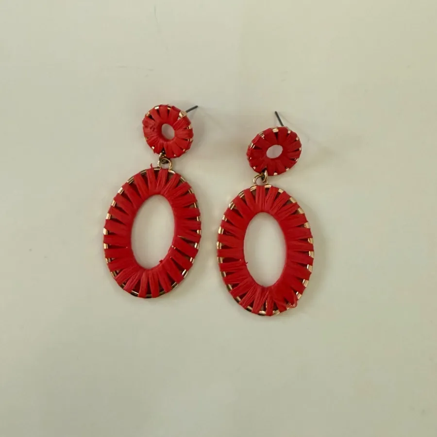 گوشواره حصیری آلمانی