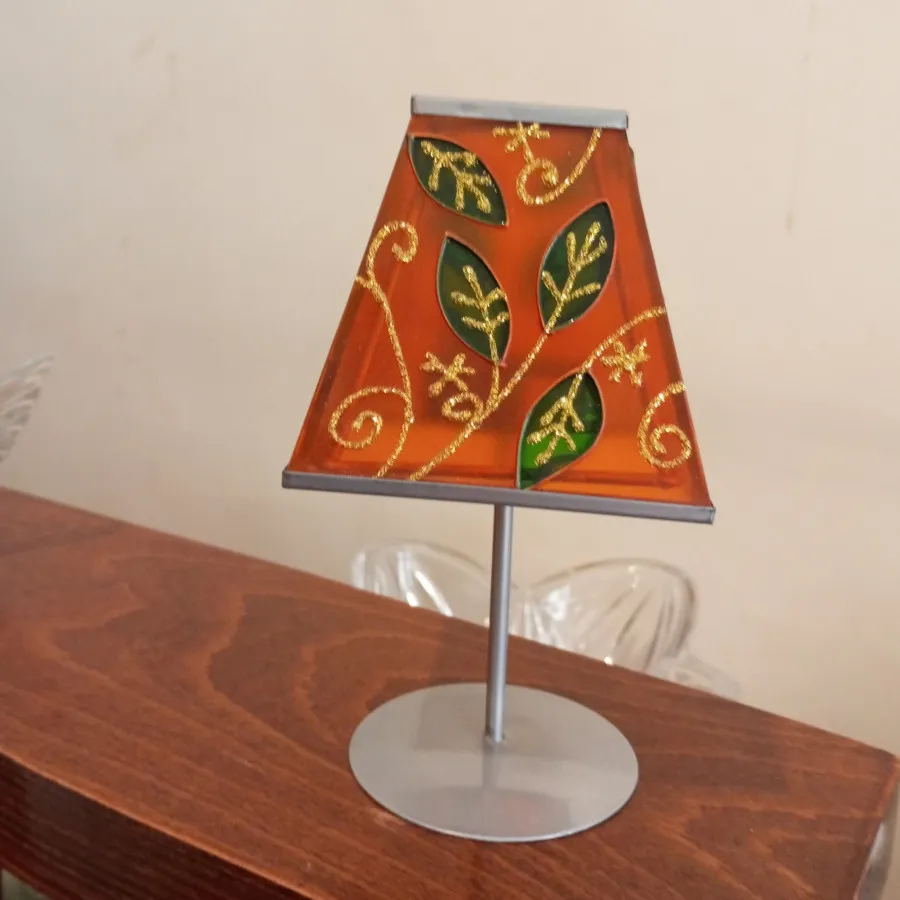 شمعدان و آباژور دکوری