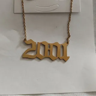 گردنبندسال 2001