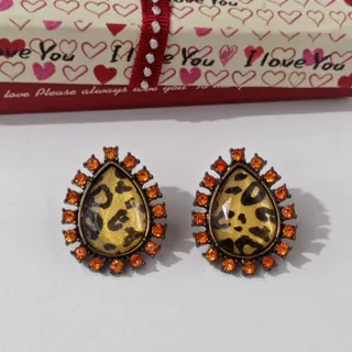 گوشواره طرح پلنگی