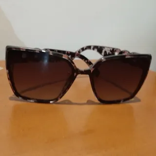 عینک آفتابی