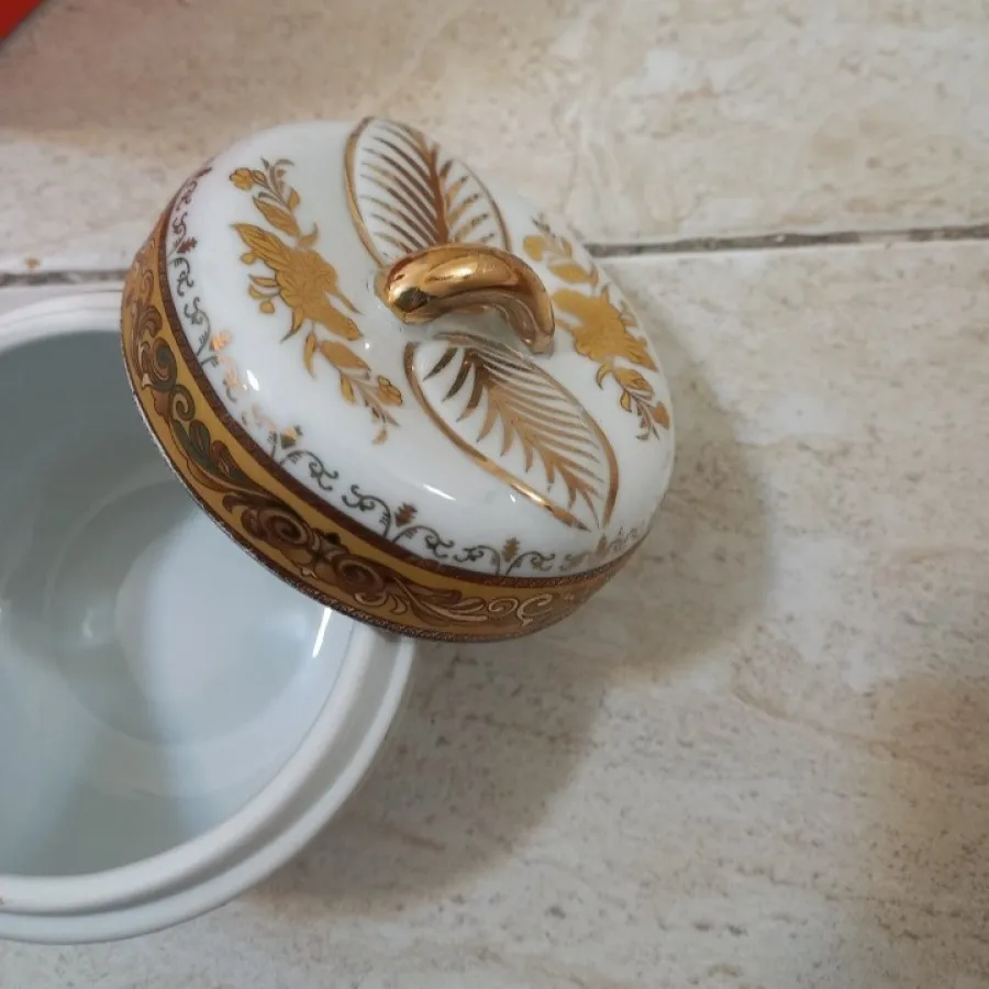 قندان