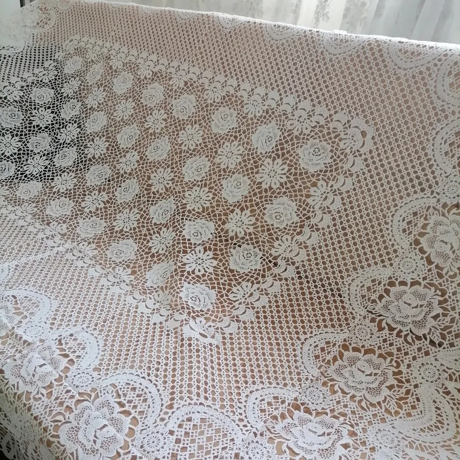 رومیزی سفید تایوانی