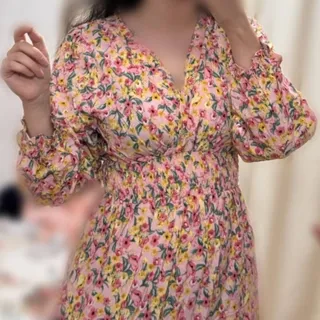 پیراهن گلدار نخی ساحلی