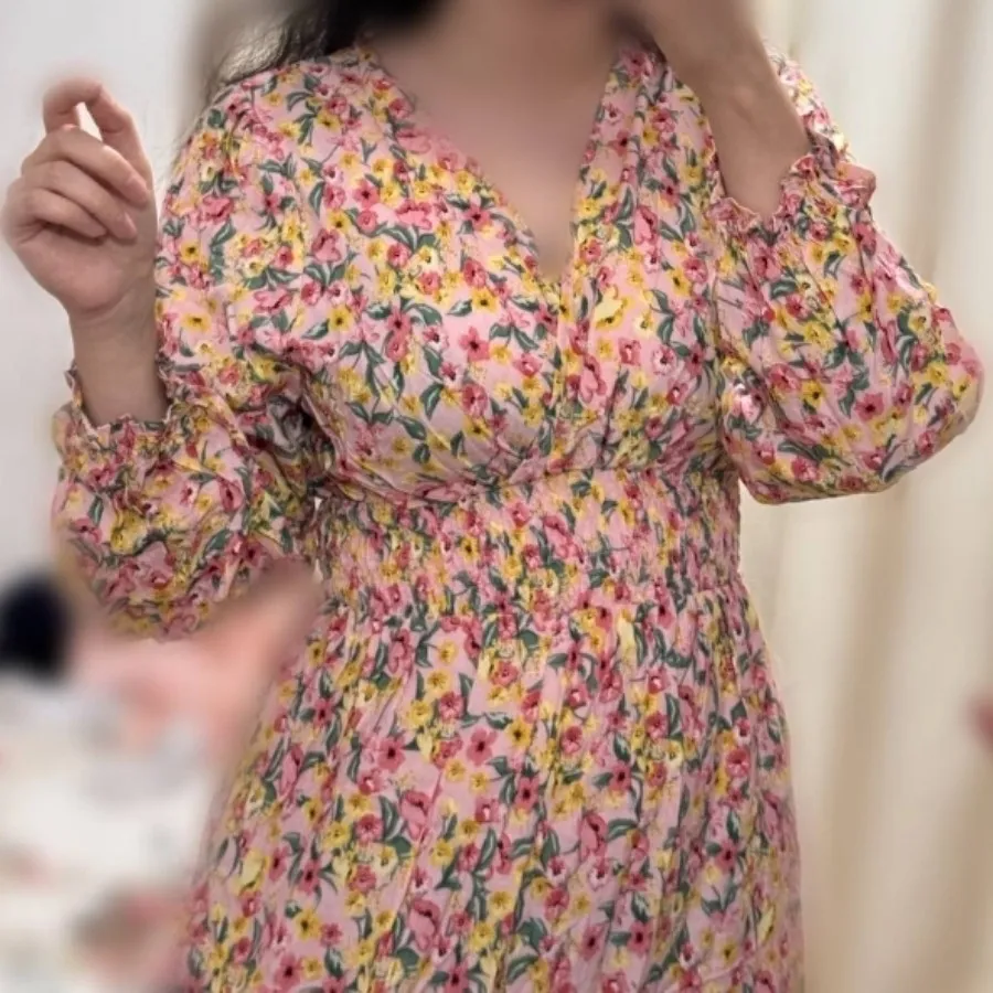 پیراهن گلدار نخی ساحلی