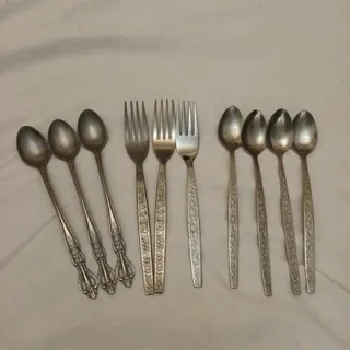 قاشق شربت خوری و چنگال