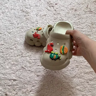 کراکس کودک کرم