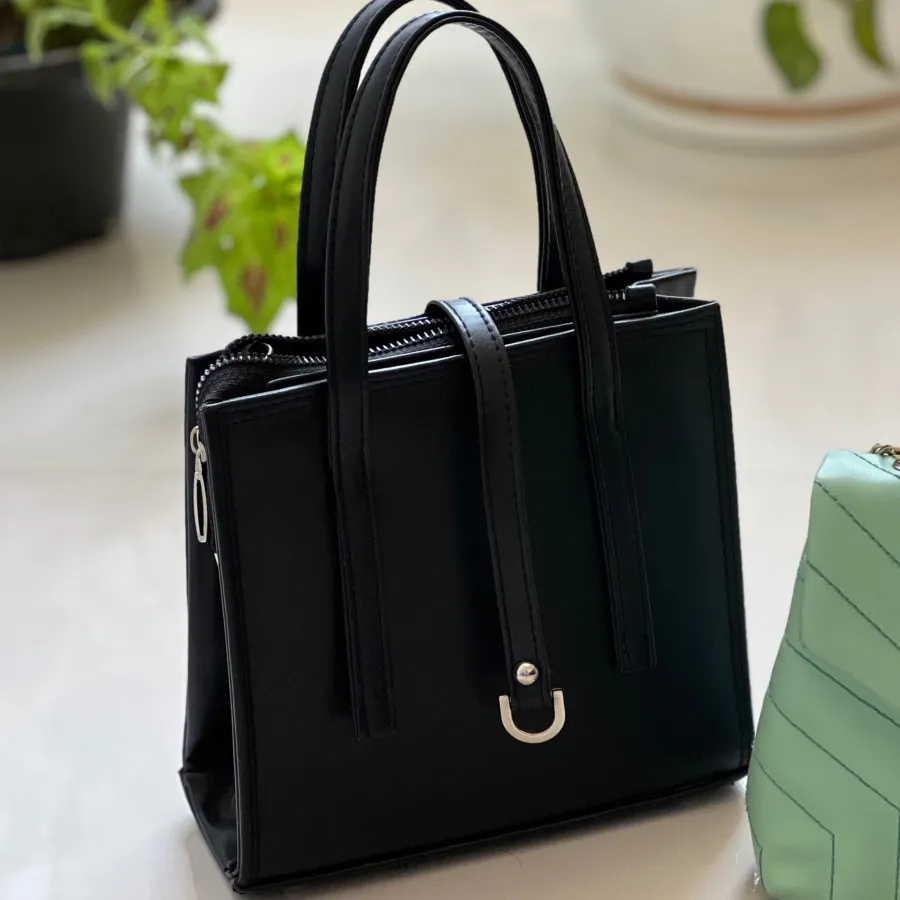 کیف دستی مشکی بند کوتاه
