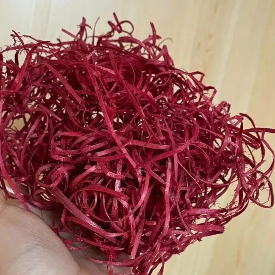 مقداری پوشال