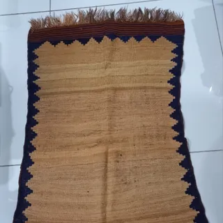 گیلیمچه یا قالیچه دستباف