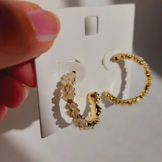 گوشواره رنگ ثابت