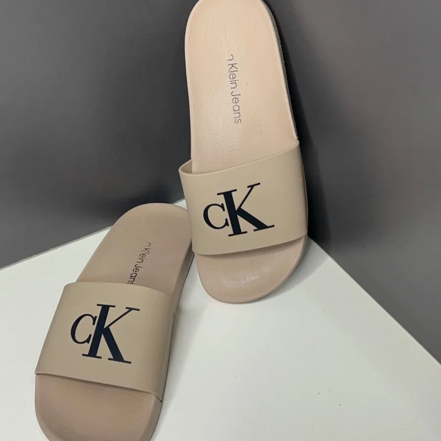 صندل اصلCalvin klein