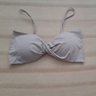 نیم تنه پاپیونی