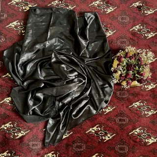 پارچه ساتن مشکی