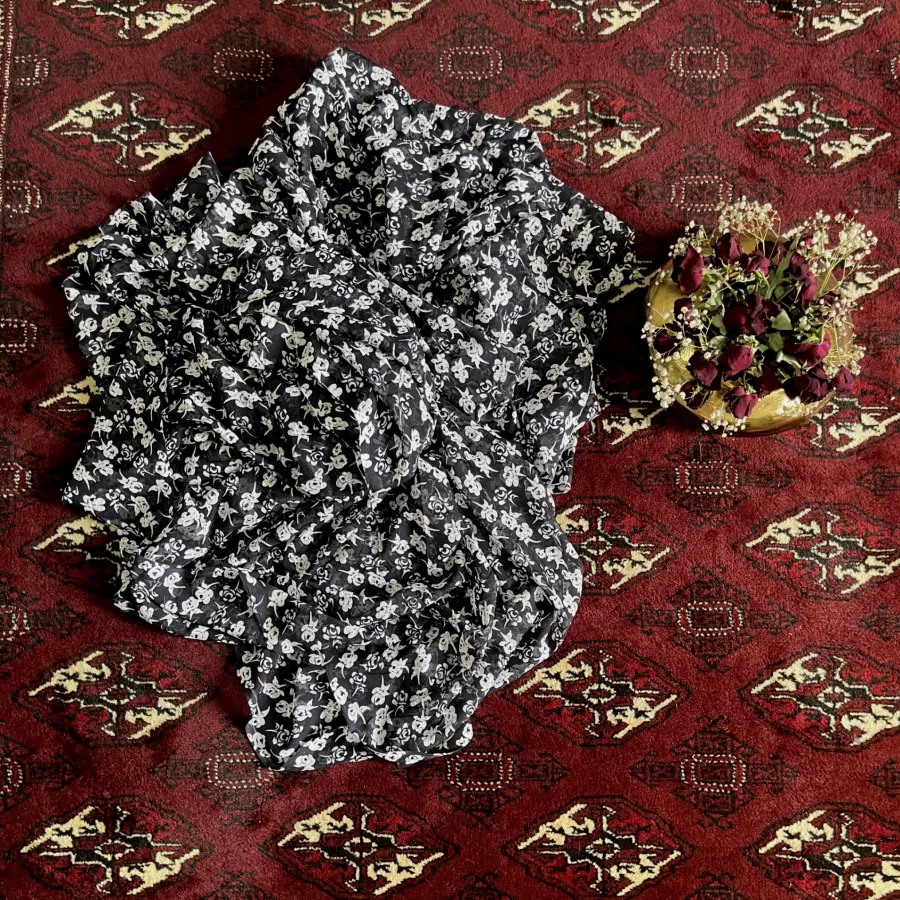 پارچه حریر گلدار