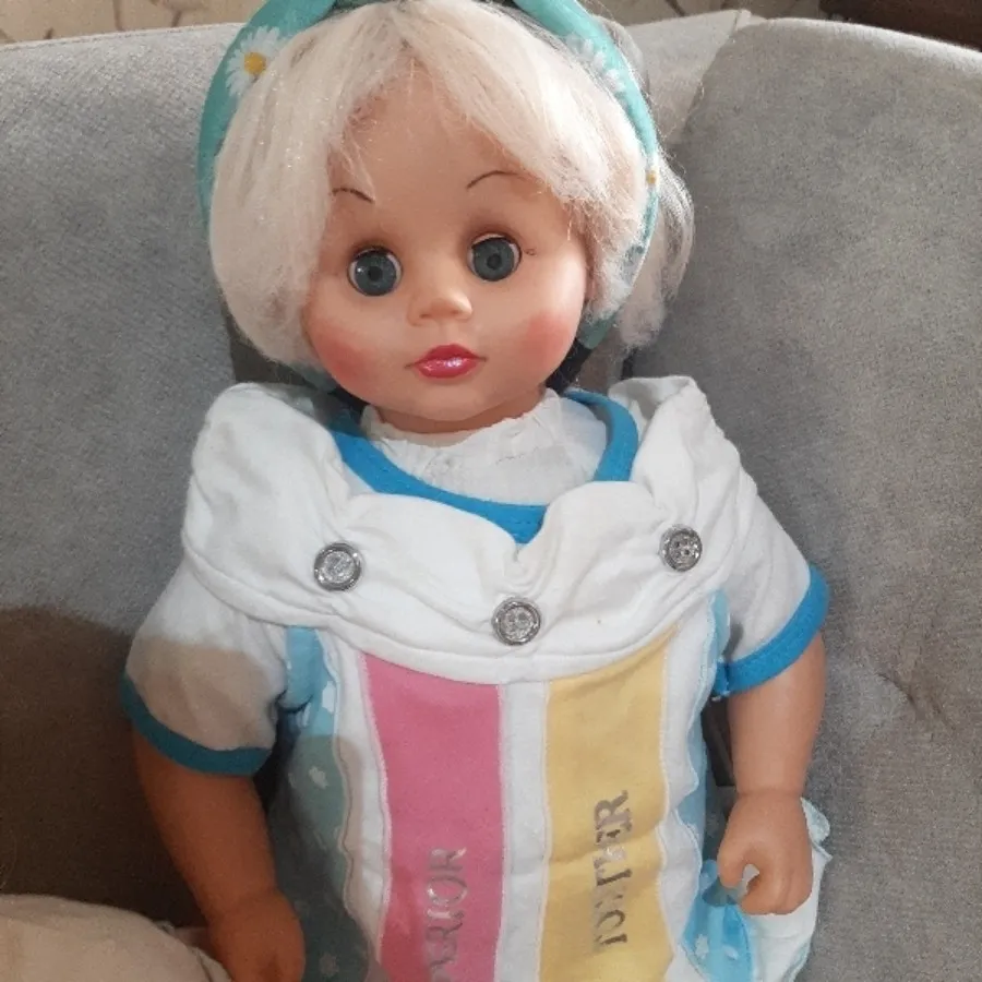 عروسک جذاب